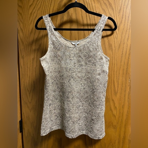 BKE Buckle Tank Top Womens Sparkle Sleeveless Cami Layer Embellished Floral - M - Picture 1 of 5